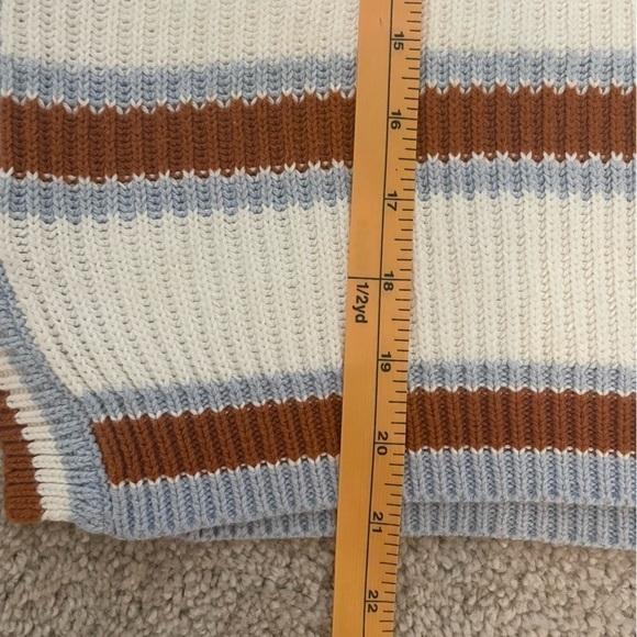 Freshman sleeveless knit sweater top size small - Picture 10 of 10